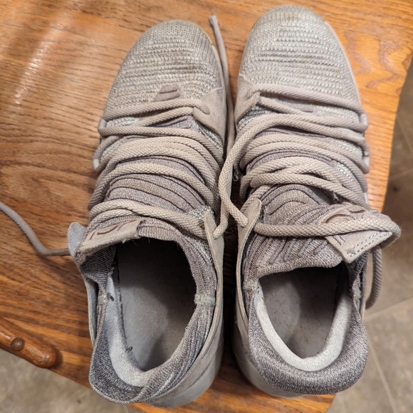 Nike Kevin Durant sneakers size 11 men's basketball and cross trainer grey - Picture 7 of 8